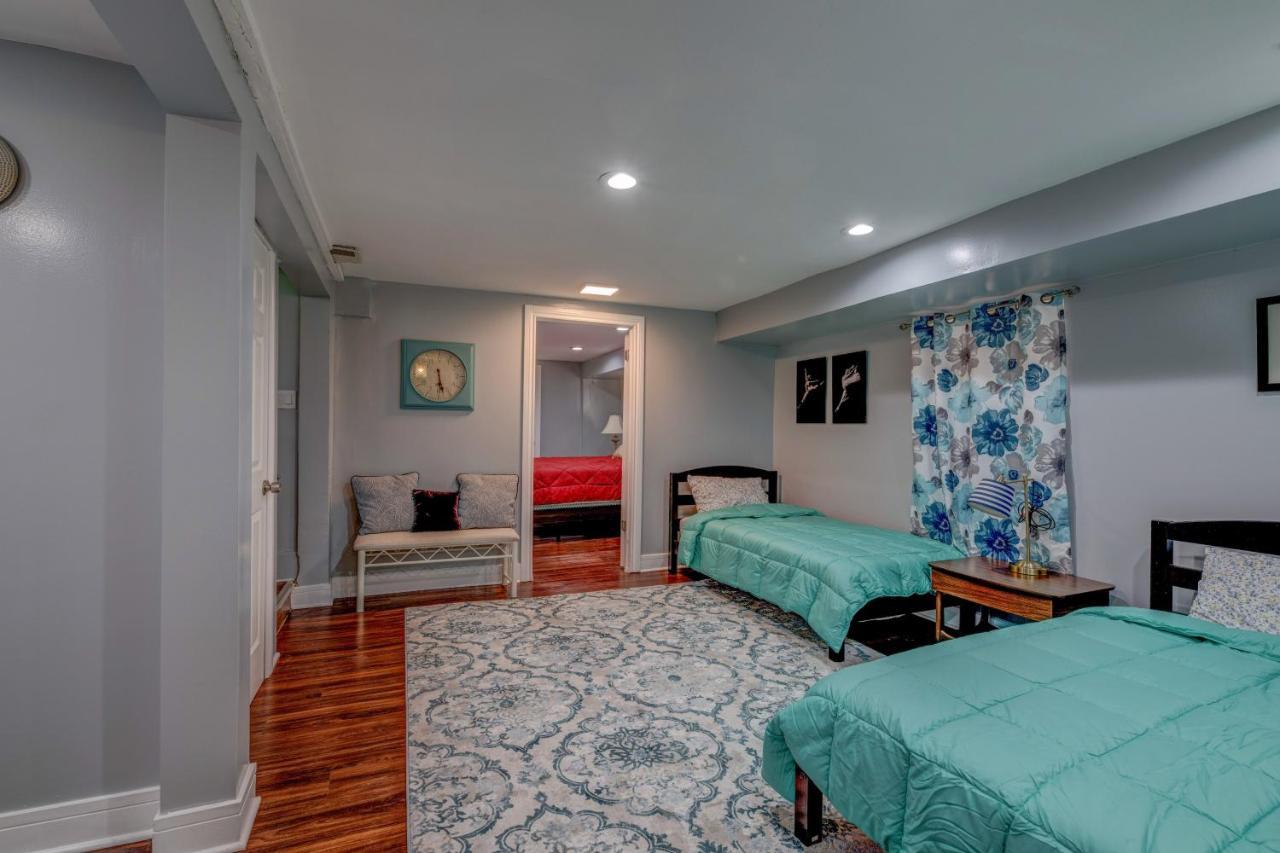 Spacious 5-Br House Near Transit W Parking Chicago Exteriör bild